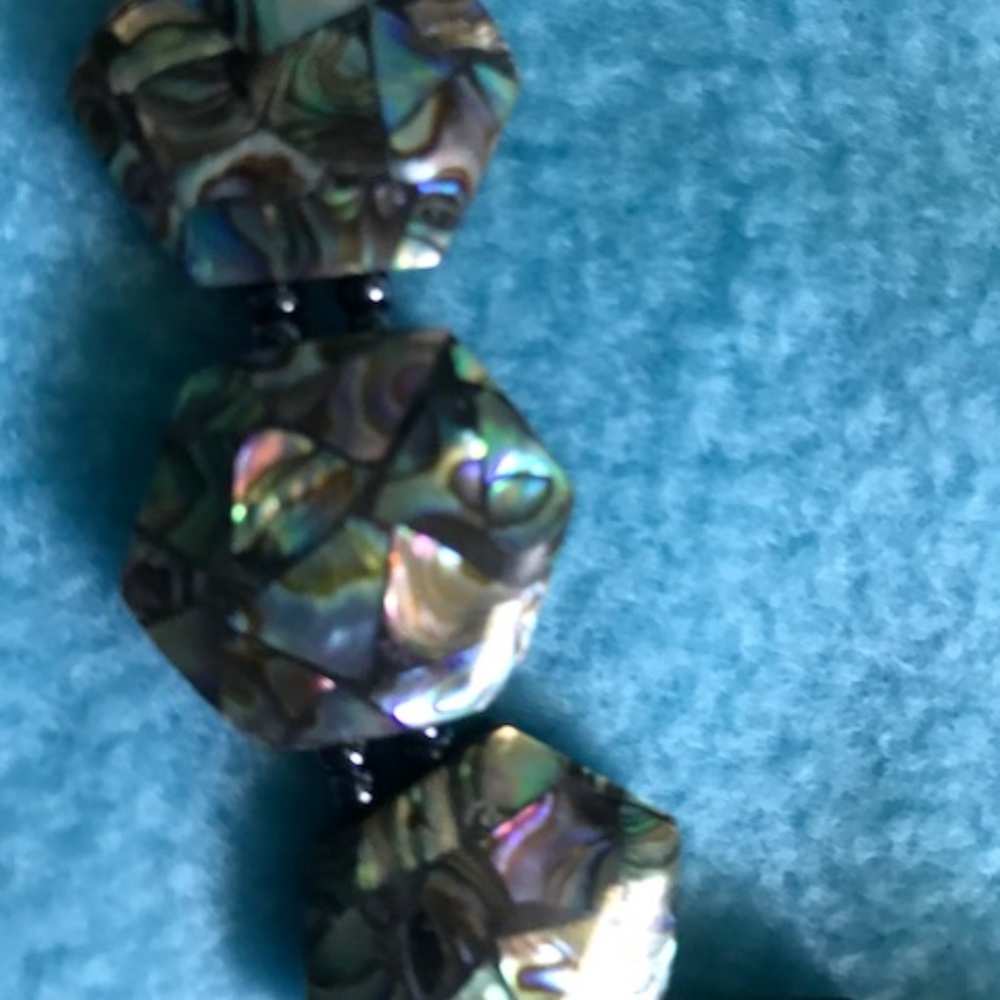 neckless - Picture 3 of 5